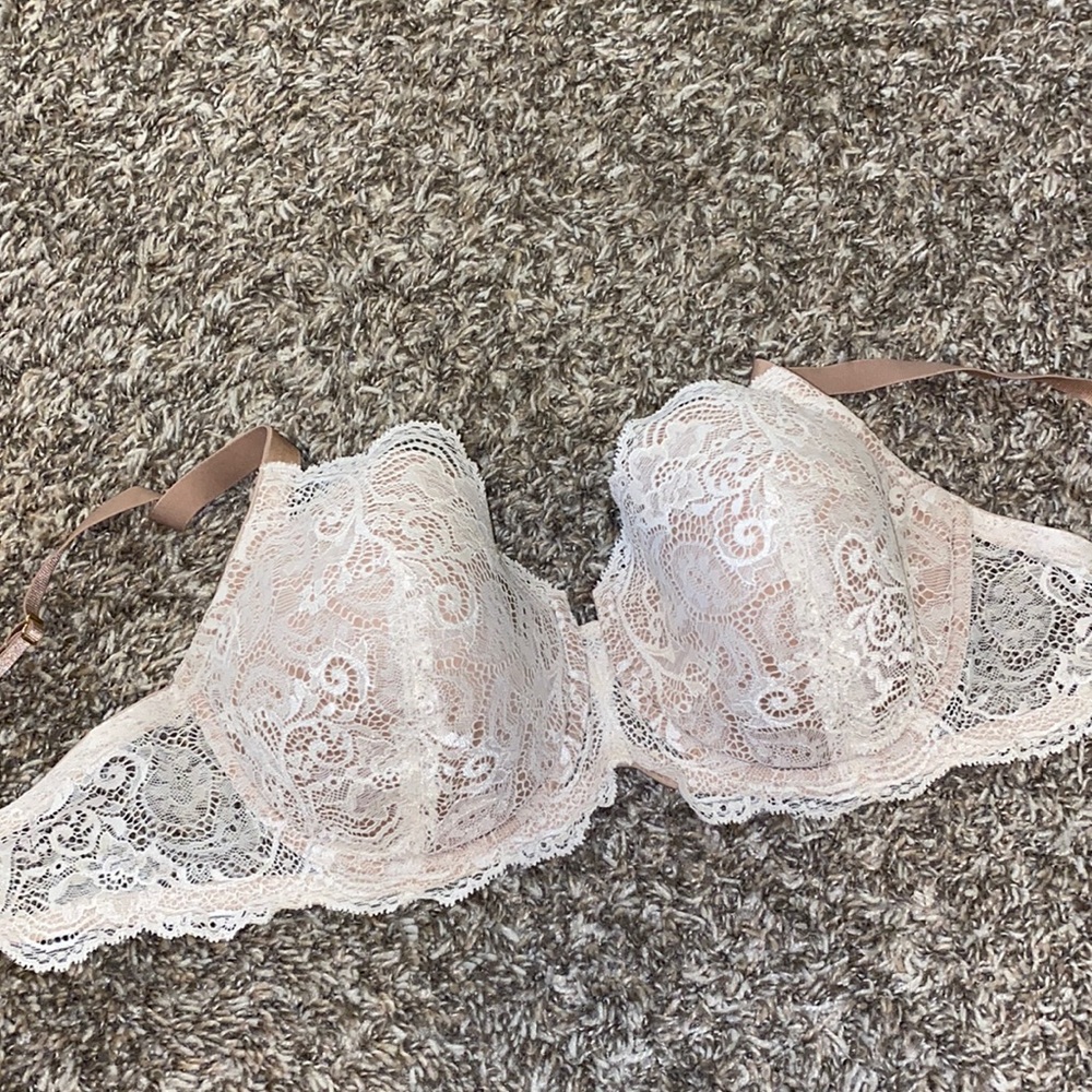 Third Love White/Tan lace bra Size 36D